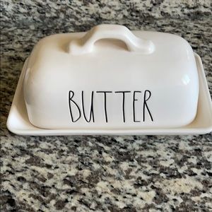Rae Dunn butter dish